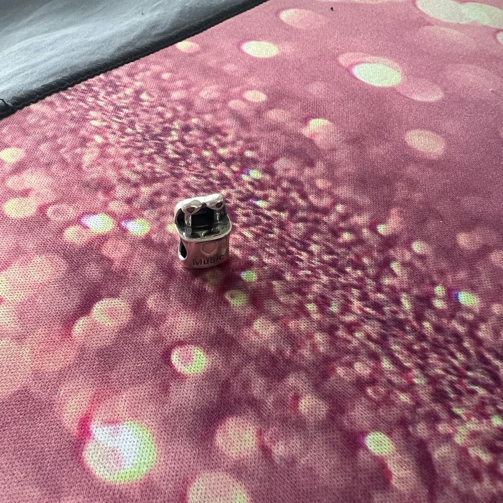 Silver & Pink Earbuds Love Music Charm for Pandora Braclets - Picture 8 of 9